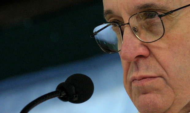 http://www.vaticanocatolico.com/imagenes_francisco_antipapa/bergoglio-francisco-a-favor-uniones-civiles-gay-homosexuales_g.jpg