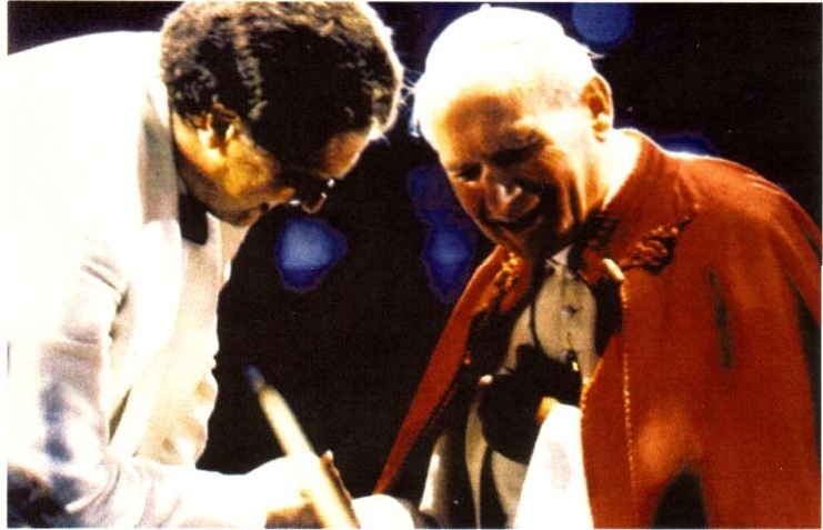 El maestro judío Gilbert Levine con Juan Pablo II iglesia catolica